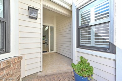 Front Proch/Entrance
