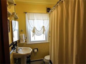 161 Columbine Ave, Pawtucket, RI 02861 - photo 6