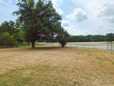 104 Honeysuckle, Paradise, TX 76073 - photo 2
