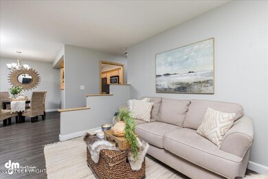 05-Living Room-DW-1510