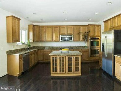 25322 Understanding Ct, Aldie, VA 20105 - photo 7