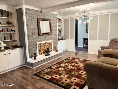 3423 Redbud 5