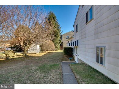 413 Sir Galahad Dr, Brookhaven, PA 19015 - photo 4