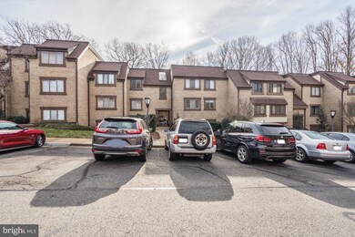 1668 Parkcrest Cir unit 300, Reston, VA 20190 - photo 4