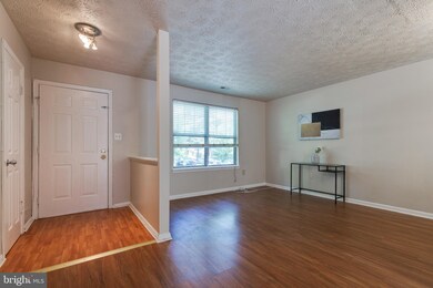 18658 Winding Creek Place, Germantown, MD 20874 - photo 5