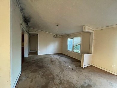 708 Edgewater Dr, Byron, GA 31008 - photo 3