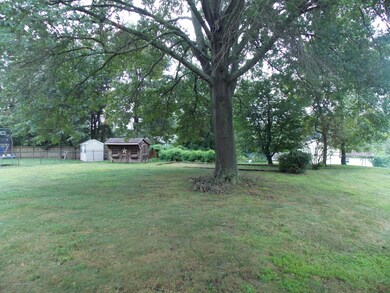 11 Sugar Maple Dr, Red Bank, NJ 07701 - photo 5