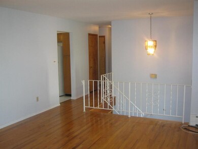 15 Driftwood Dr, Albany, NY 12205 - photo 6