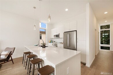 2614 14th Ave W, Seattle, WA 98119 - photo 3