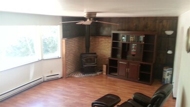 16613 Reichel Rd SE, Rainier, WA 98576 - photo 3