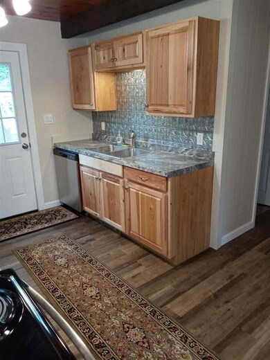 21 Birch Tree Ln, Hillsborough, NH 03244 - photo 6