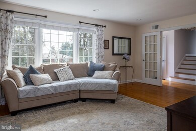 7 Hickory Ln, Wallingford, PA 19086 - photo 3