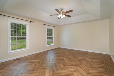 3151 Creekridge Dr, Asheboro, NC 27205 - photo 6