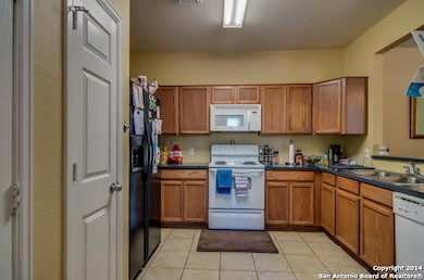 13502 Bristow Dawn, San Antonio, TX 78217 - photo 5