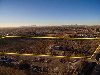 11580 N Loop Dr, Socorro, TX 79927 - photo 5