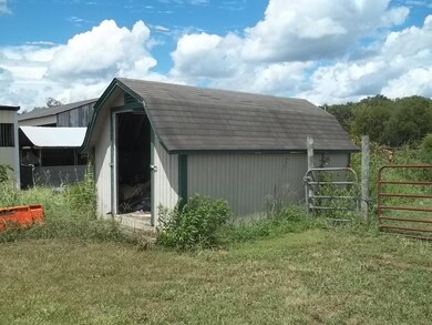 994 Bethlehem Church Rd, Shelbyville, TN 37160 - photo 4