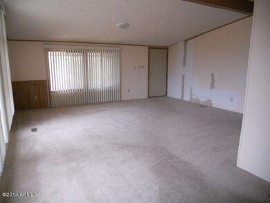 023-256653 - family room & entry