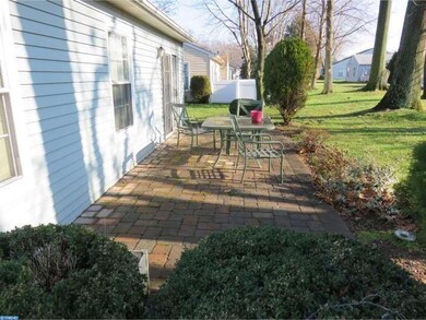 103 Lakebridge Dr, Woodbury, NJ 08096 - photo 3