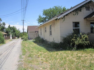 1866 Leroy St, Klamath Falls, OR 97601 - photo 6