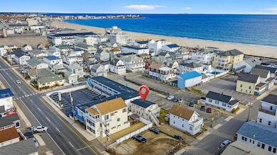 22 1/2 I St unit 2, Hampton, NH 03842 - photo 2