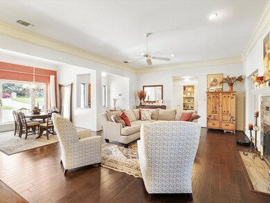 3921 Buena Vista Cir, Granbury, TX 76049 - photo 7