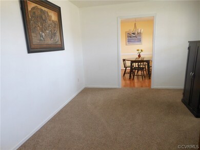 2605 Maury Rd, Petersburg, VA 23805 - photo 7