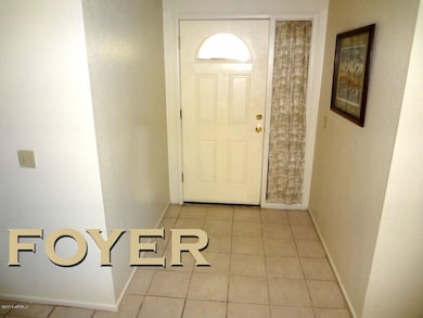 MLS-Foyer