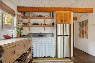 33070 Falcon Ln, Running Springs, CA 92308 - photo 7