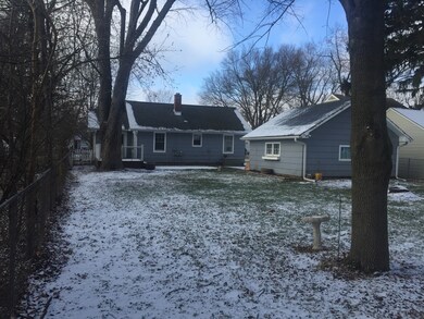 512 S Calumet Ave, Aurora, IL 60506 - photo 5