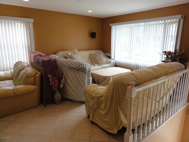 6 Colgate Ct, Hazlet, NJ 07730 - photo 5