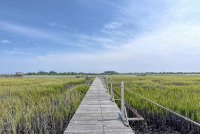 1929 Middle Sound Loop Rd-large-006-22-D