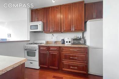 Kips Bay Towers unit 20E, New York, NY 10016 - photo 4