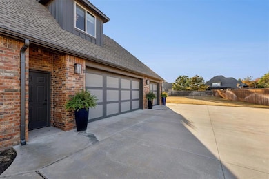 1401 N Golden Bell Way, Mustang, OK 73064 - photo 6