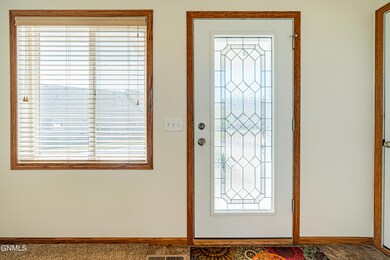 3702CalgaryCt_00022