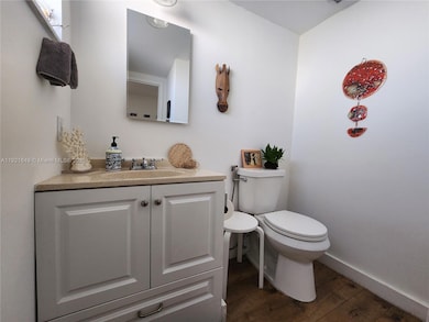 Waterway Plaza unit 506, Miami Beach, FL 33141 - photo 5