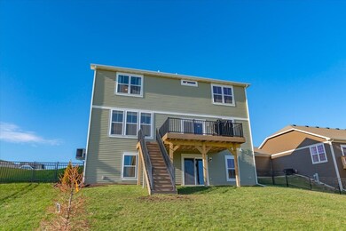 372 Humble Cir, Oregon, WI 53575 - photo 5