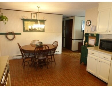 23 Pinebrook Dr, Easthampton, MA 01027 - photo 5