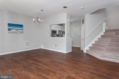 2002 Travis Point Ct, Odenton, MD 21113 - photo 3