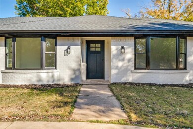 4509 Vista Lagos Dr, Sherman, TX 75090 - photo 2