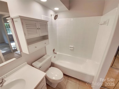 7825 Renaissance Ct unit A, Charlotte, NC 28226 - photo 6