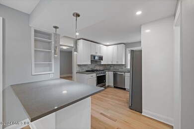 280 Davis Ave unit 2, Greenwich, CT 06830 - photo 5