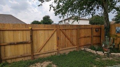 4103 Dunn Oak Dr, San Antonio, TX 78223 - photo 4