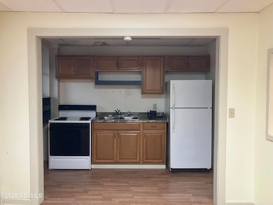 509 N Shamokin St, Shamokin, PA 17872 - photo 2