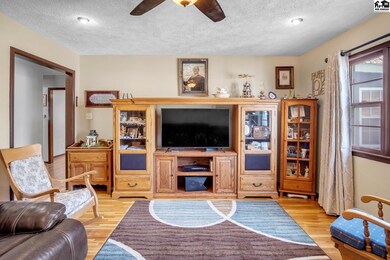 1111 Eastmoor Dr, McPherson, KS 67460 - photo 3