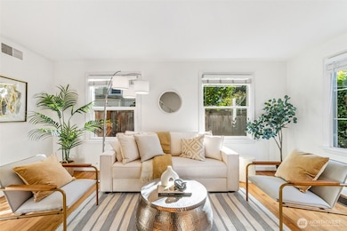 3034 31st Ave W unit A, Seattle, WA 98199 - photo 3