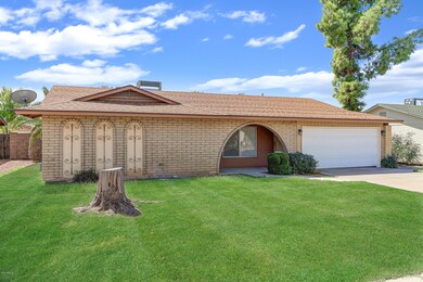 4155 W Laurel Ln, Phoenix, AZ 85029 - photo 2