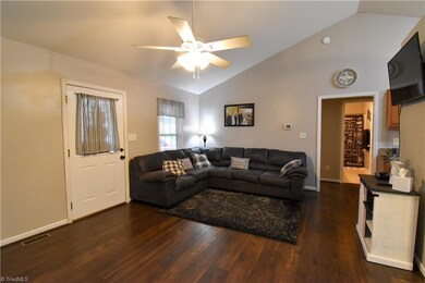 467 Sawyersville Rd, Asheboro, NC 27205 - photo 6