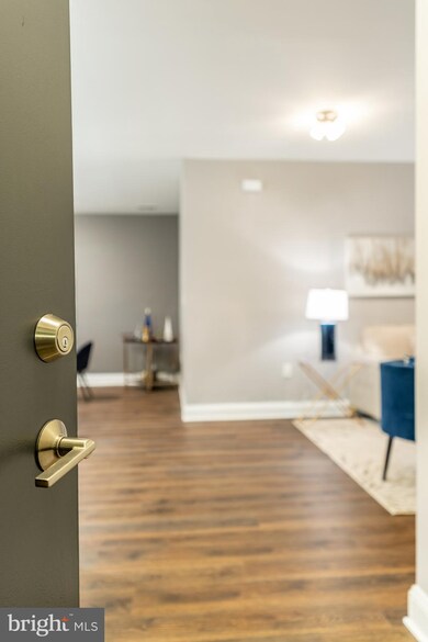 8005 13th St unit 109, Silver Spring, MD 20910 - photo 2