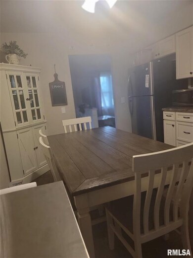 2830 W 66th St, Davenport, IA 52806 - photo 6