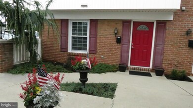 423 W Caracas Ave, Hershey, PA 17033 - photo 2